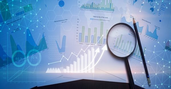 What is data analytics